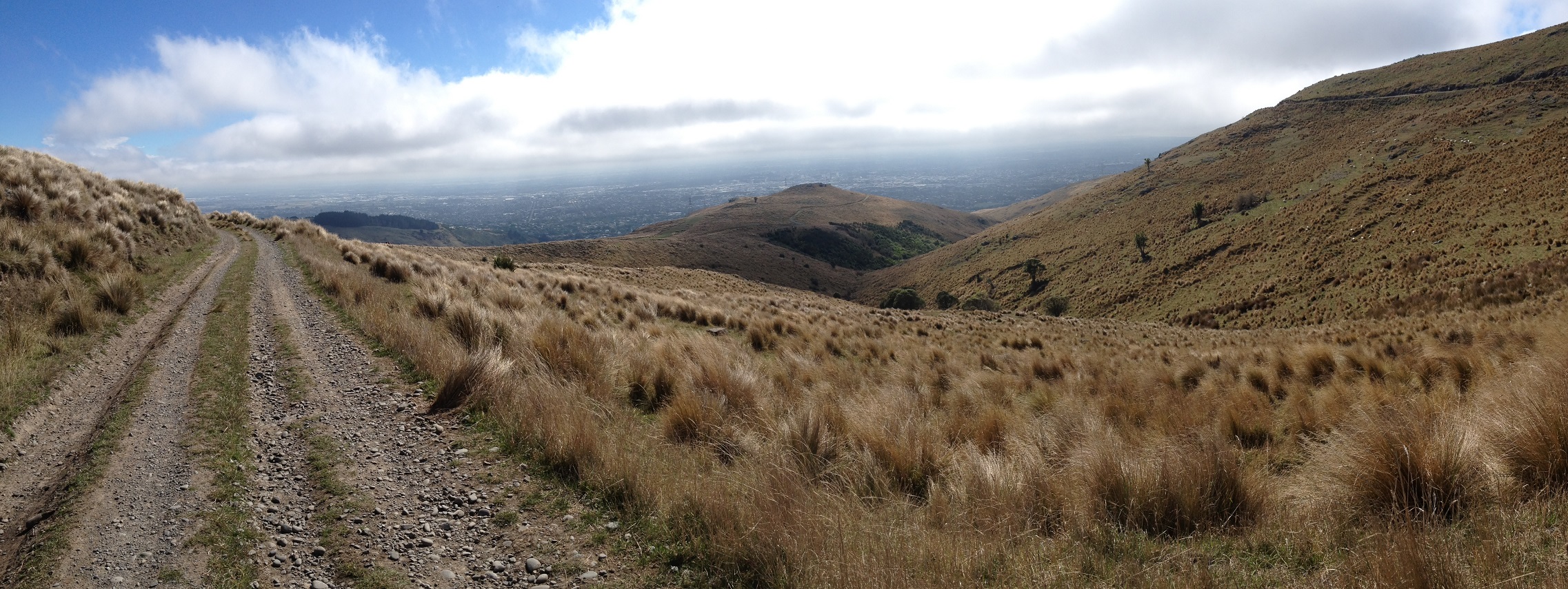 Montée vers le sommet des Port Hills et vue sur Christchurch