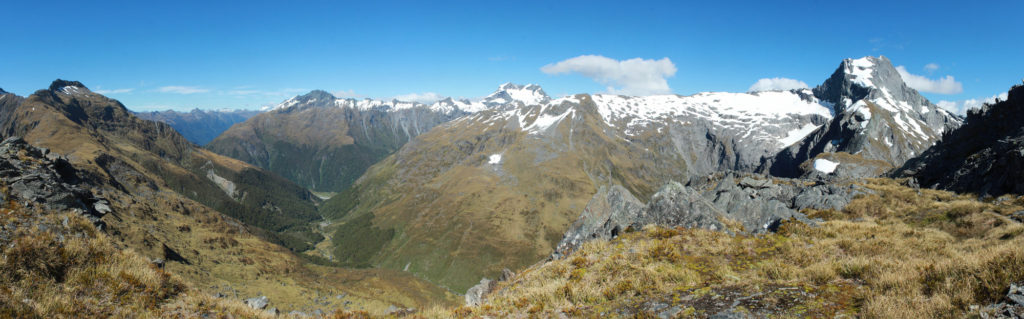 Mt Alba (au centre) et Mt Awful (à droite)